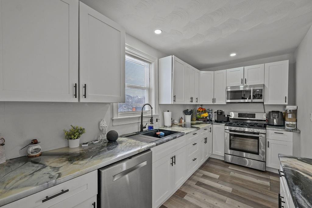 13 Suffolk Street Property Photo 5