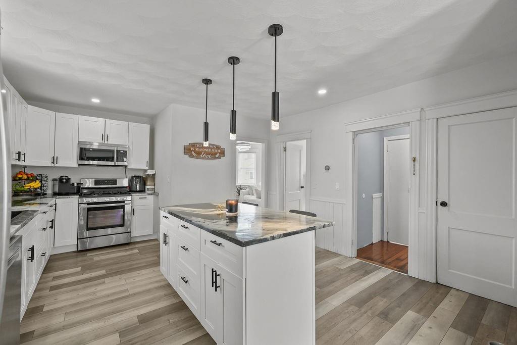 13 Suffolk Street Property Photo 8