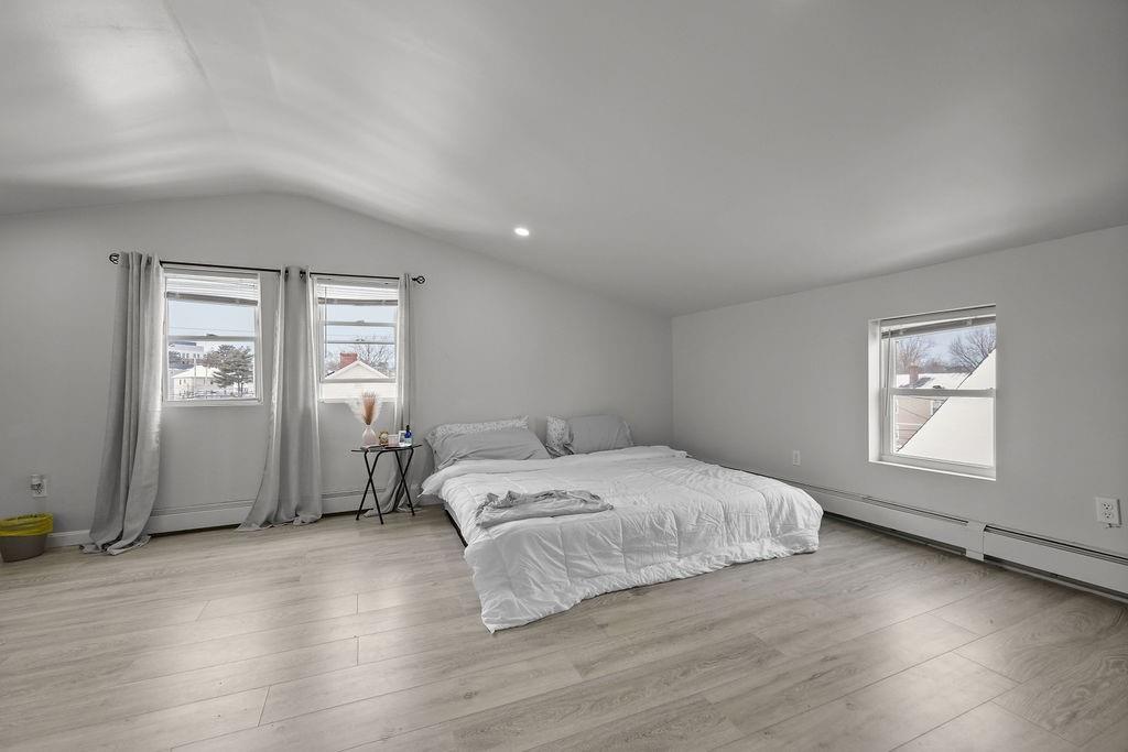 13 Suffolk Street Property Photo 33