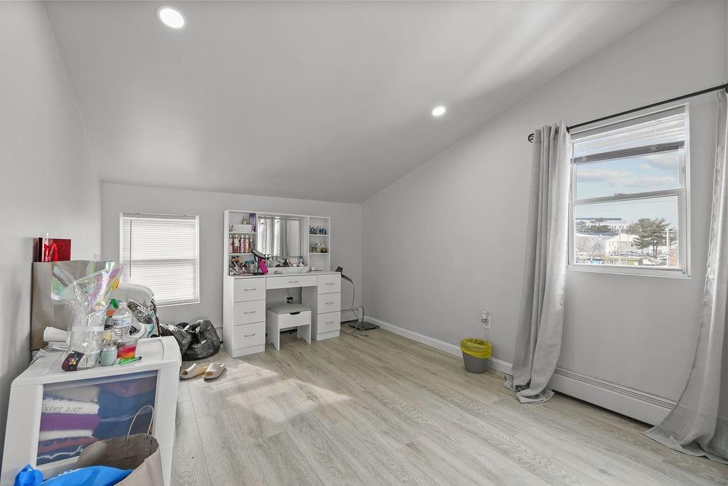 13 Suffolk Street Property Photo 36