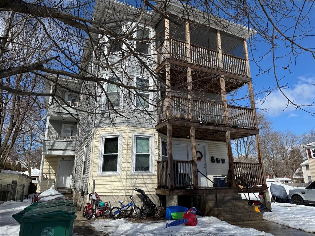 161 Farm Street Property Photo 1