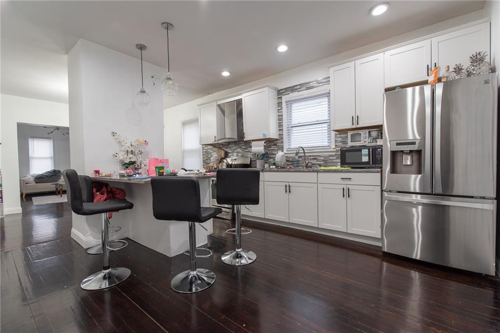122 Hudson Street Property Photo 7