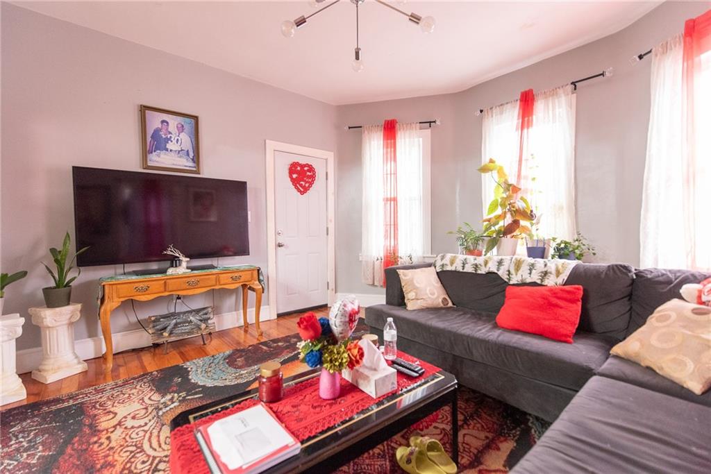 122 Hudson Street Property Photo 14