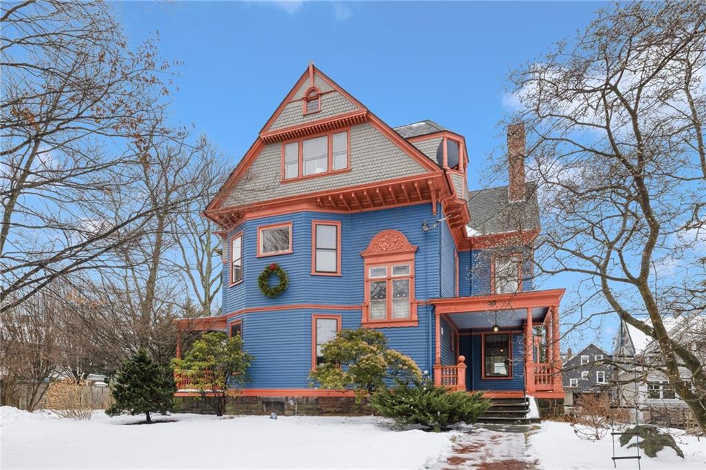 35 Larch Street Property Photo 2
