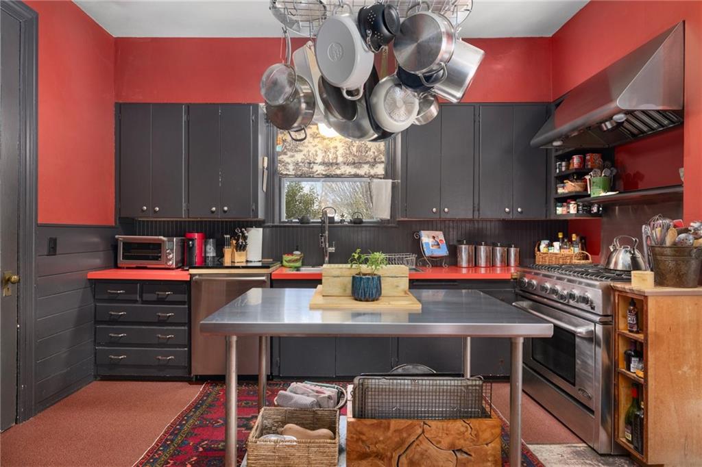 35 Larch Street Property Photo 12