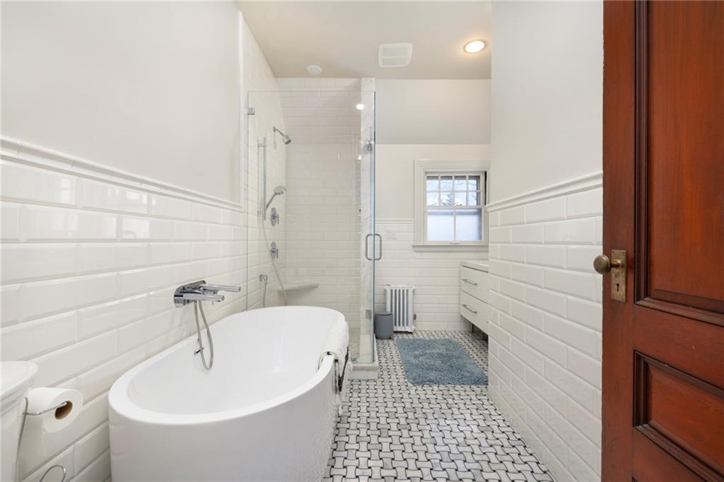 35 Larch Street Property Photo 28