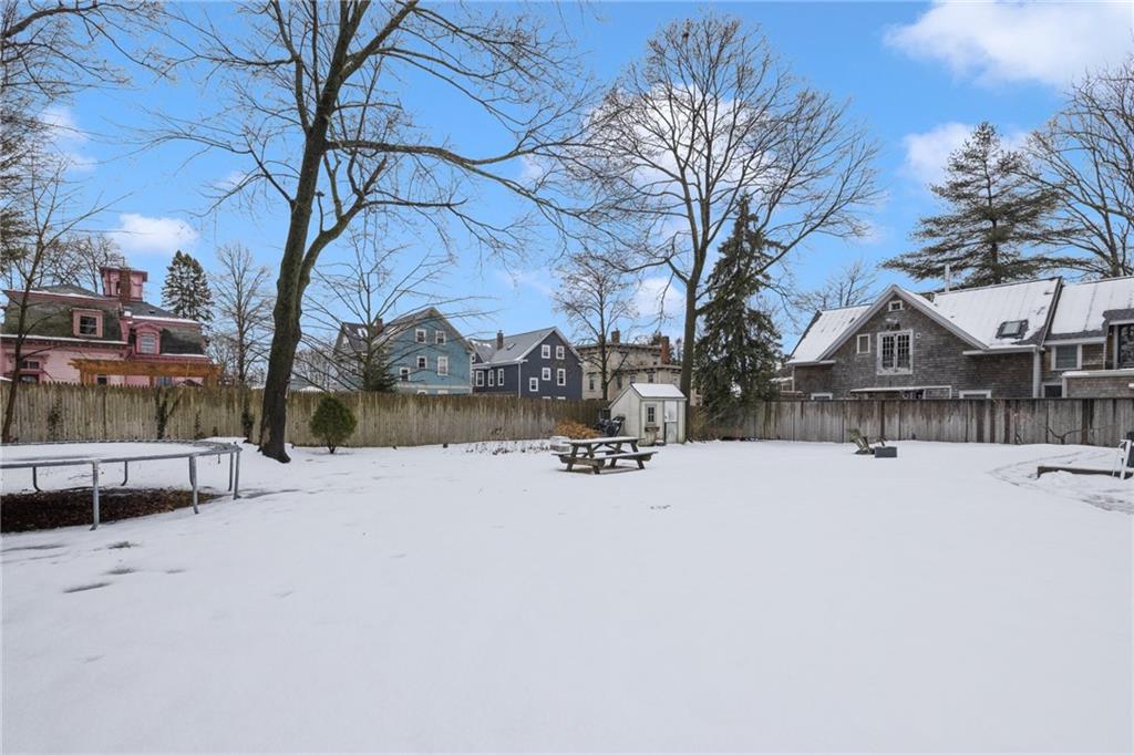 35 Larch Street Property Photo 44