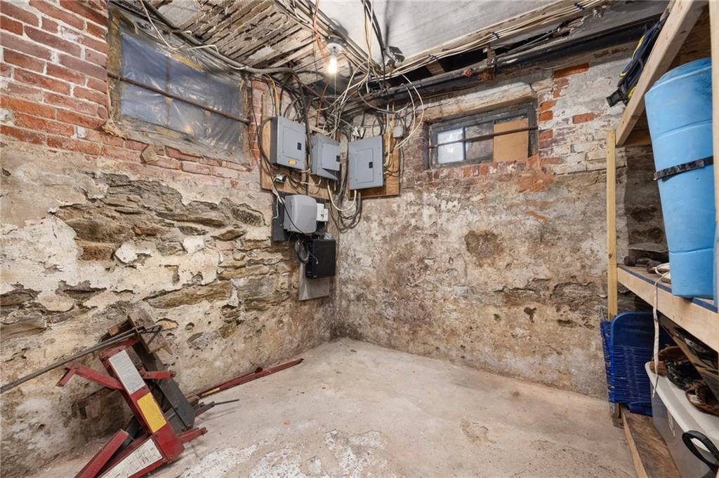 35 Larch Street Property Photo 47