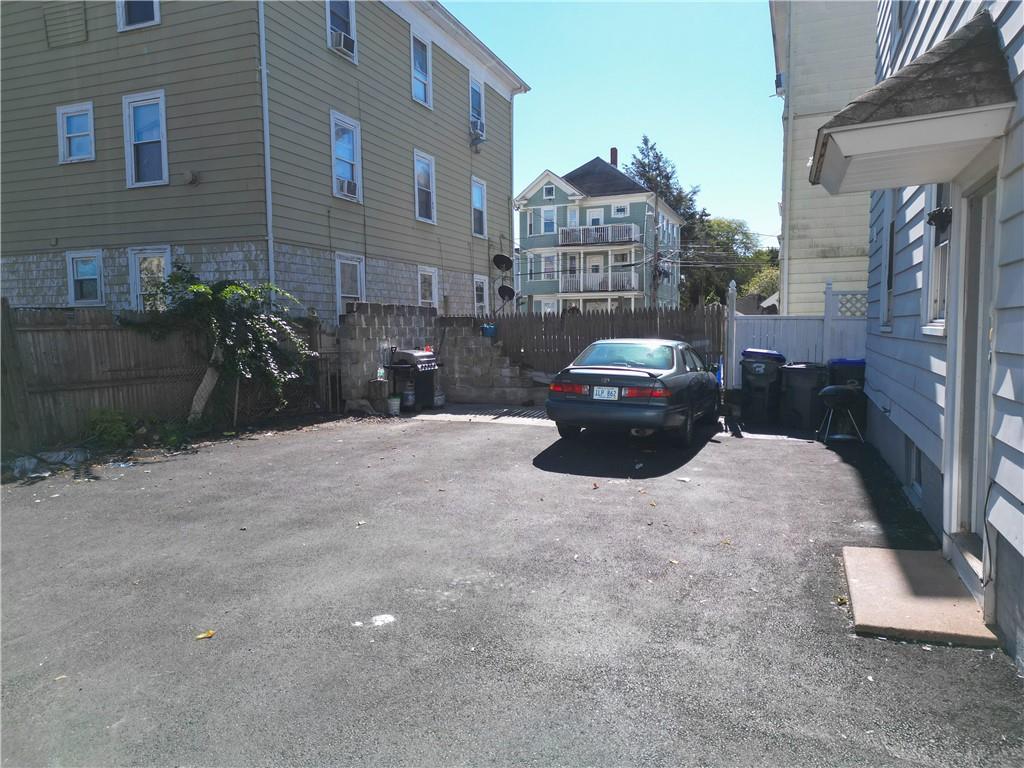 86 Whitehall Street Property Photo 17