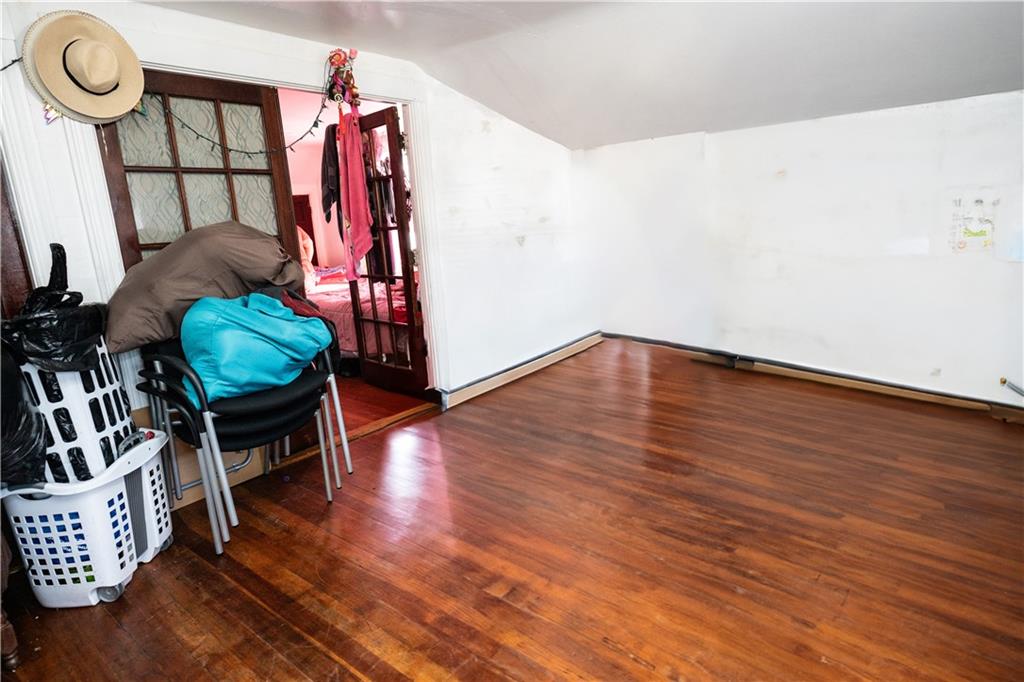 86 Whitehall Street Property Photo 24