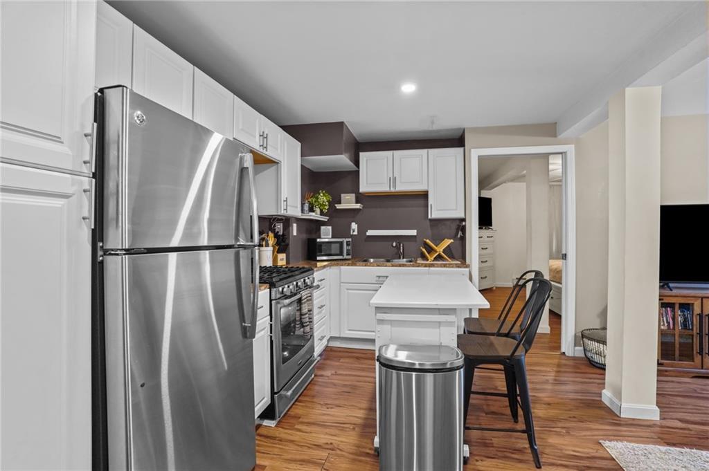 1305 Plainfield Street Property Photo 2