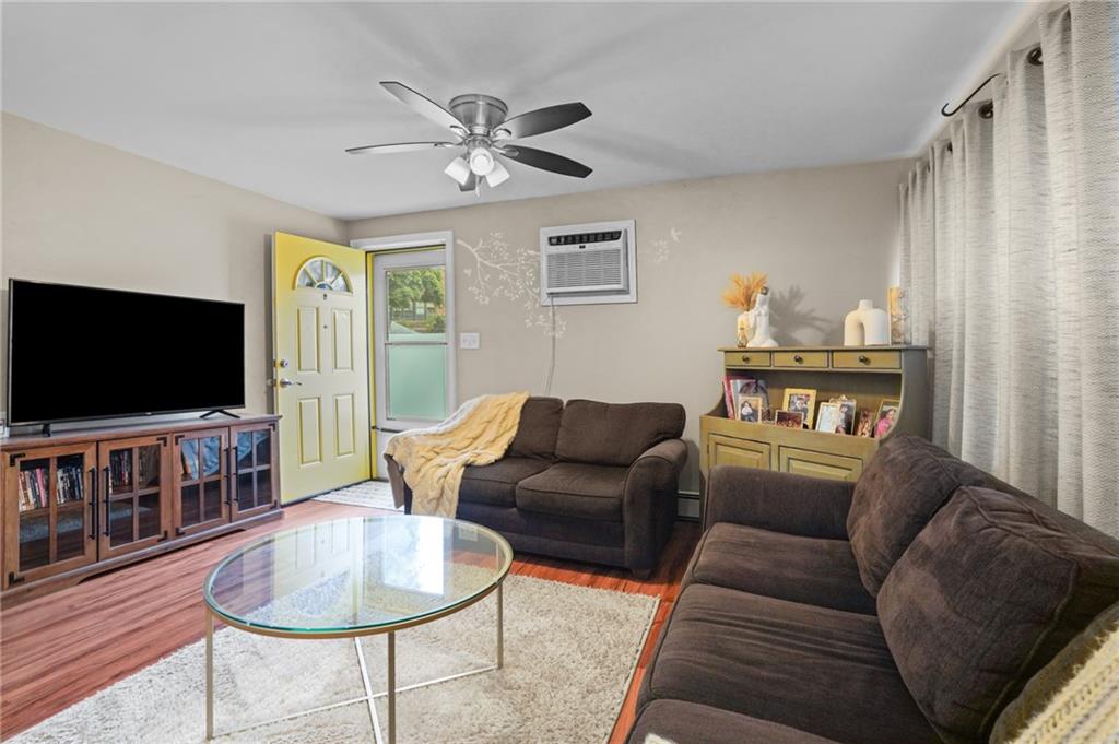 1305 Plainfield Street Property Photo 7