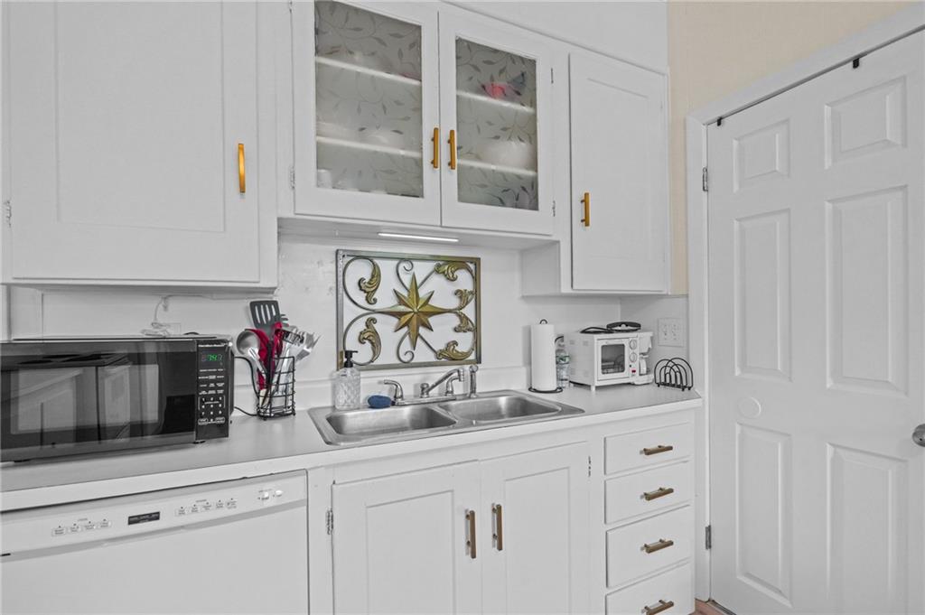 1305 Plainfield Street Property Photo 14