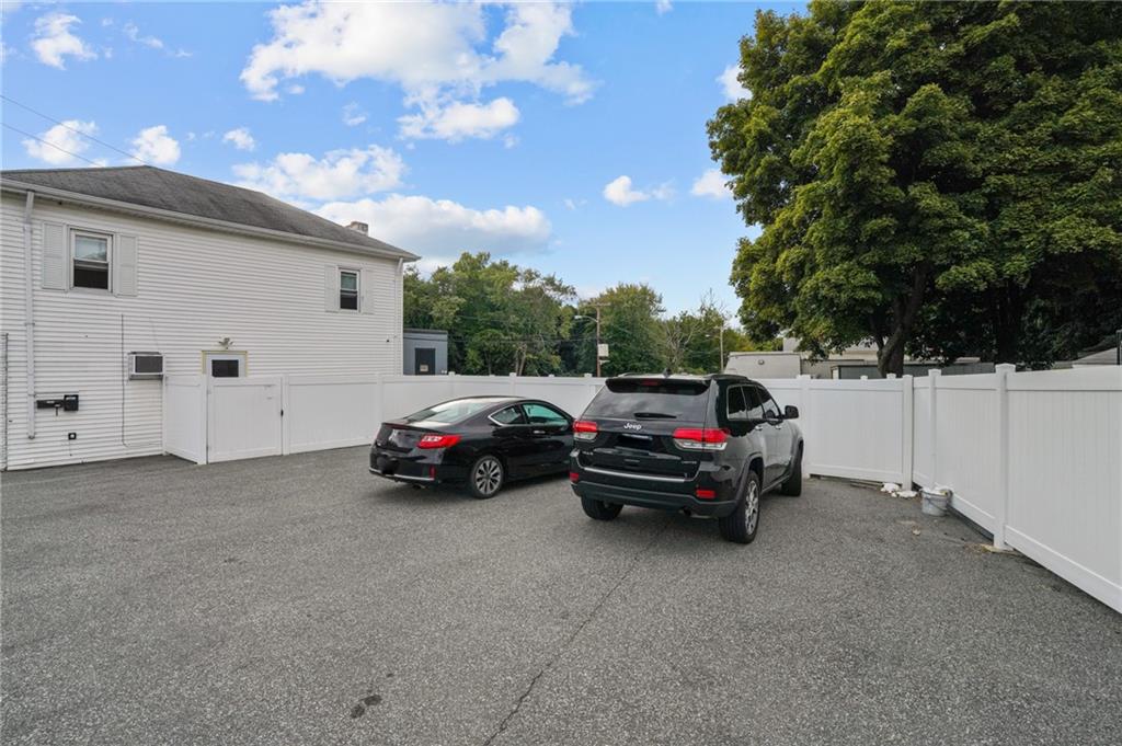 1305 Plainfield Street Property Photo 22