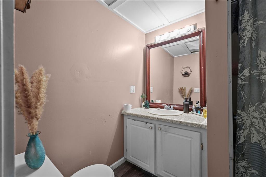 188 Division Street Property Photo 6