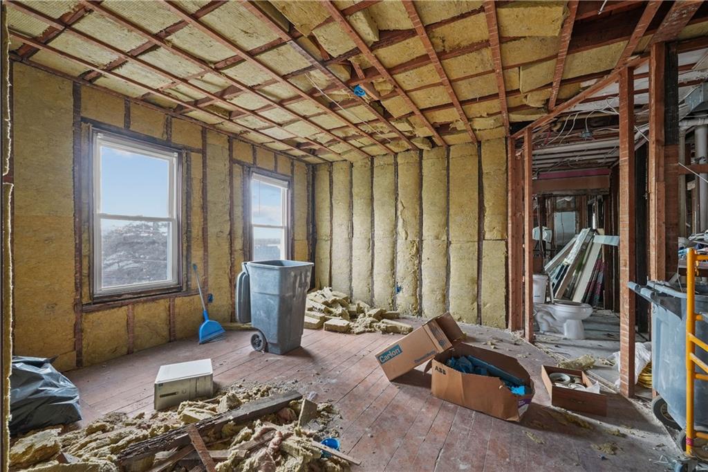 188 Division Street Property Photo 20