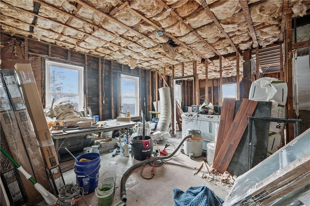 188 Division Street Property Photo 23