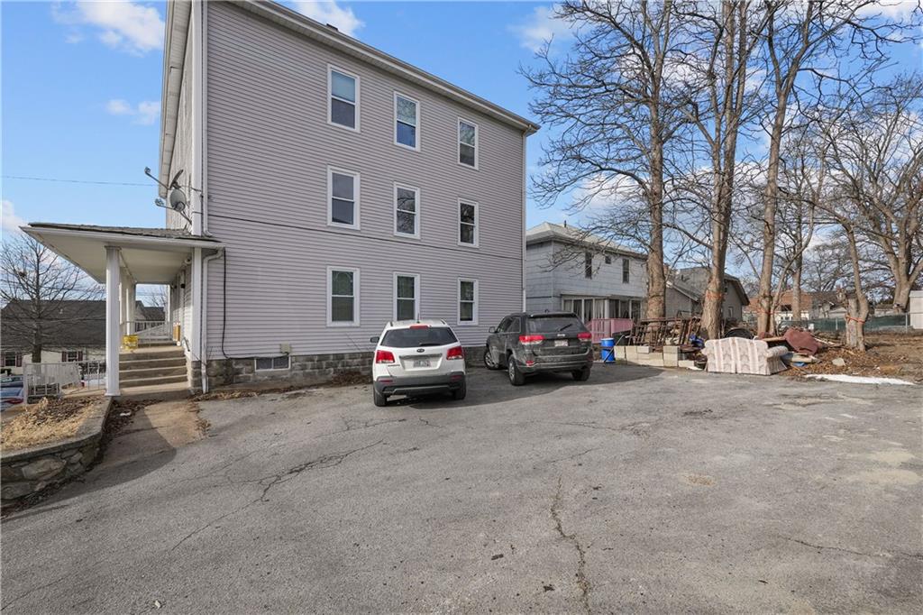 188 Division Street Property Photo 34