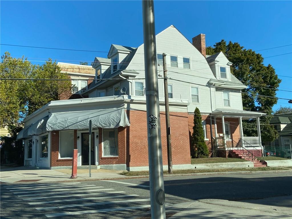 662 Elmwood Avenue Property Photo 1