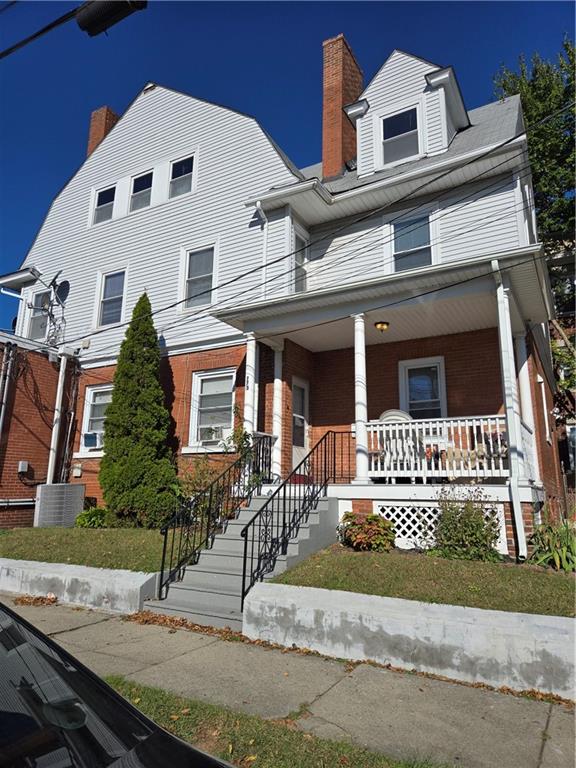 662 Elmwood Avenue Property Photo 2