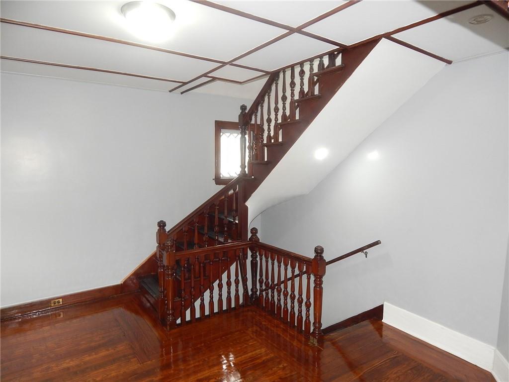 1234 Elmwood Avenue Property Photo 29
