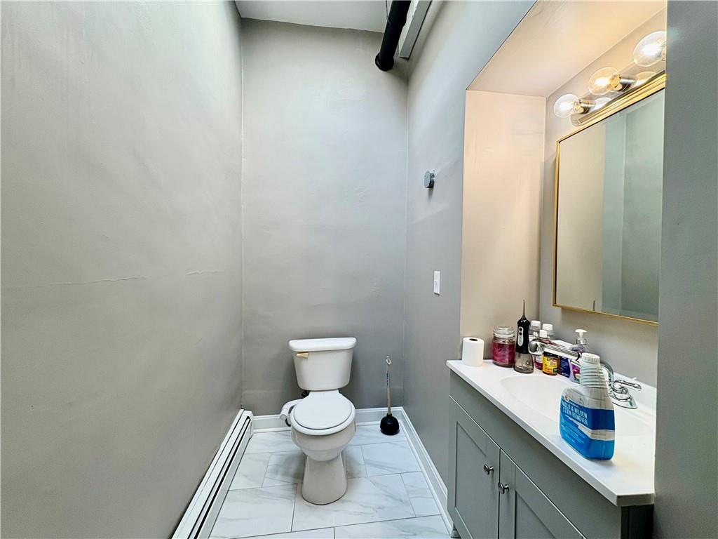1728 1730 Cranston Street Property Photo 12