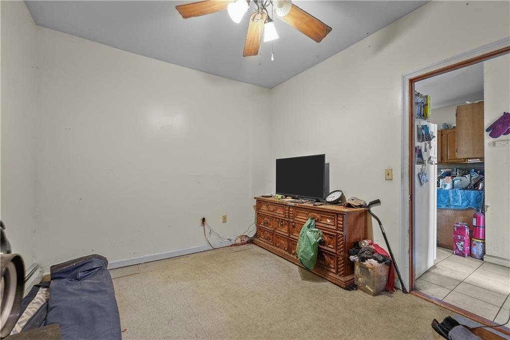 1630 Main Street Property Photo 7