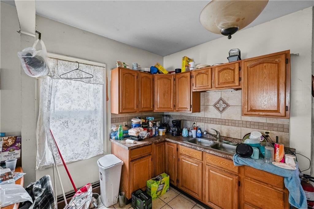 1630 Main Street Property Photo 16