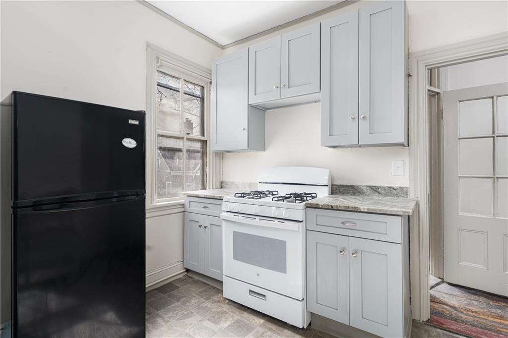 45 Cypress Street Property Photo 48