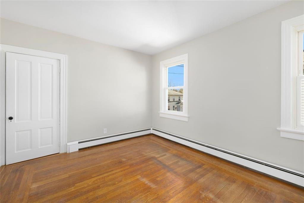 497 Branch Avenue Property Photo 7