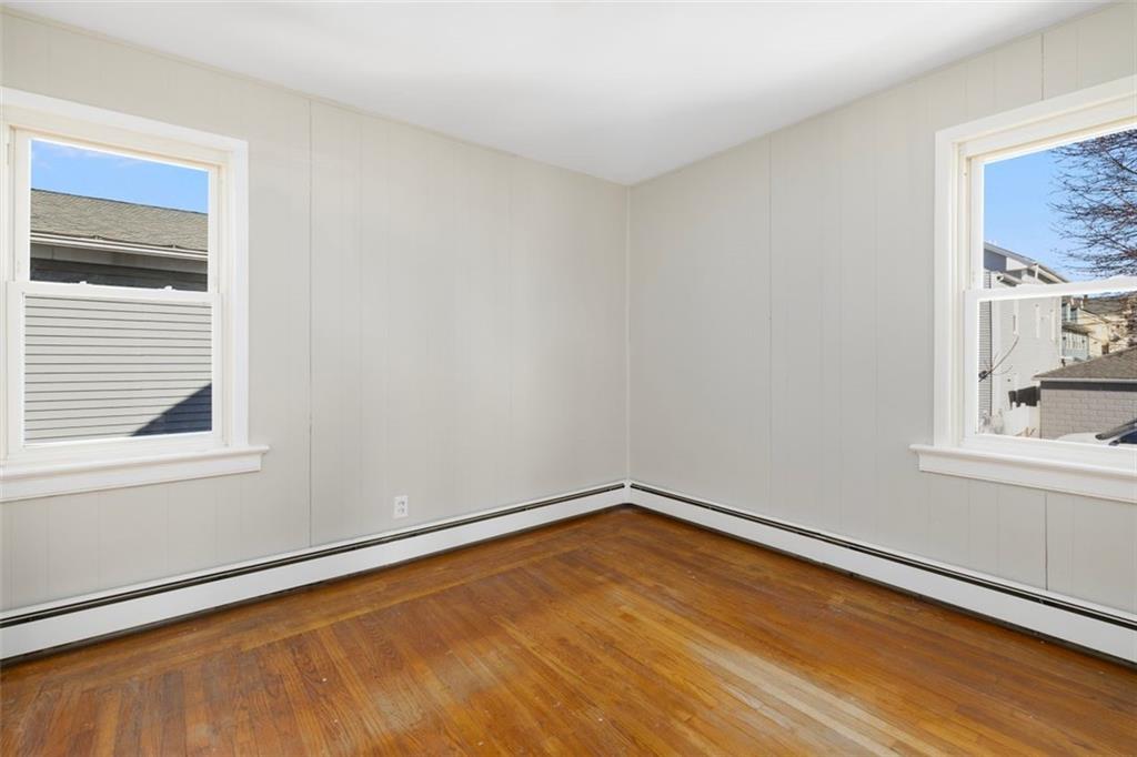 497 Branch Avenue Property Photo 11