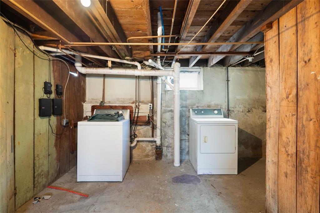 497 Branch Avenue Property Photo 36