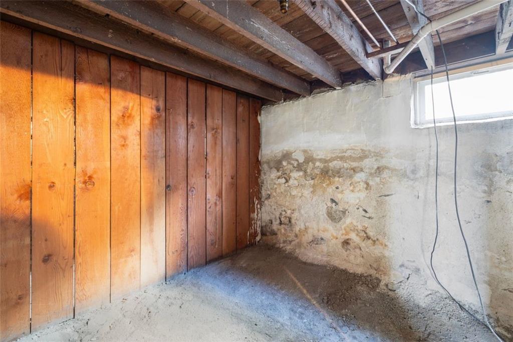 497 Branch Avenue Property Photo 38