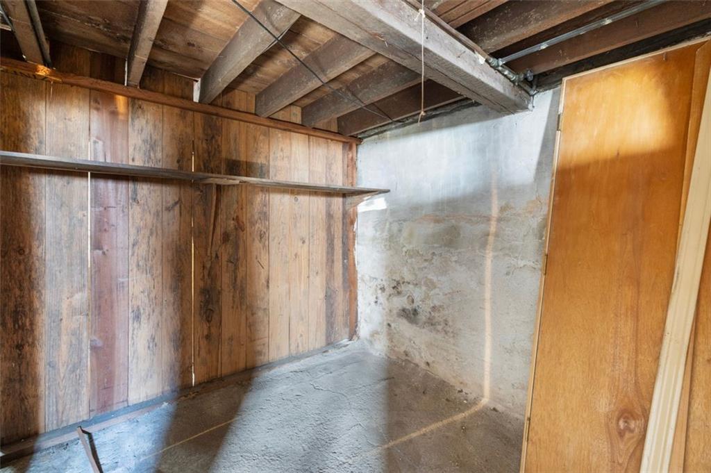 497 Branch Avenue Property Photo 39