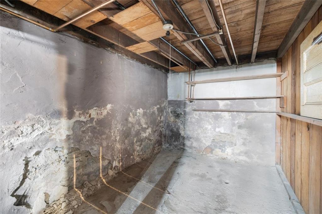 497 Branch Avenue Property Photo 40