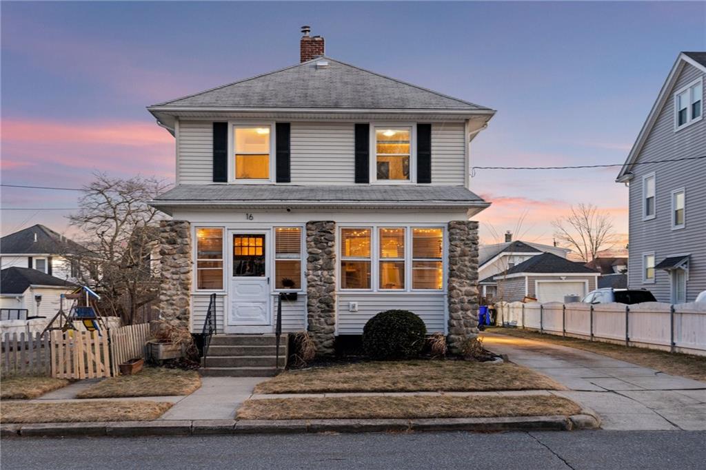 16 Leah Street Property Photo 1