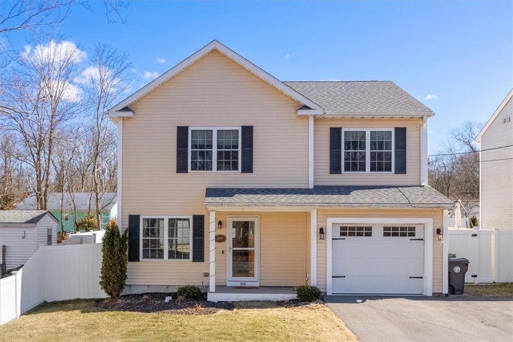 300 Warwick Neck Avenue Property Photo 1