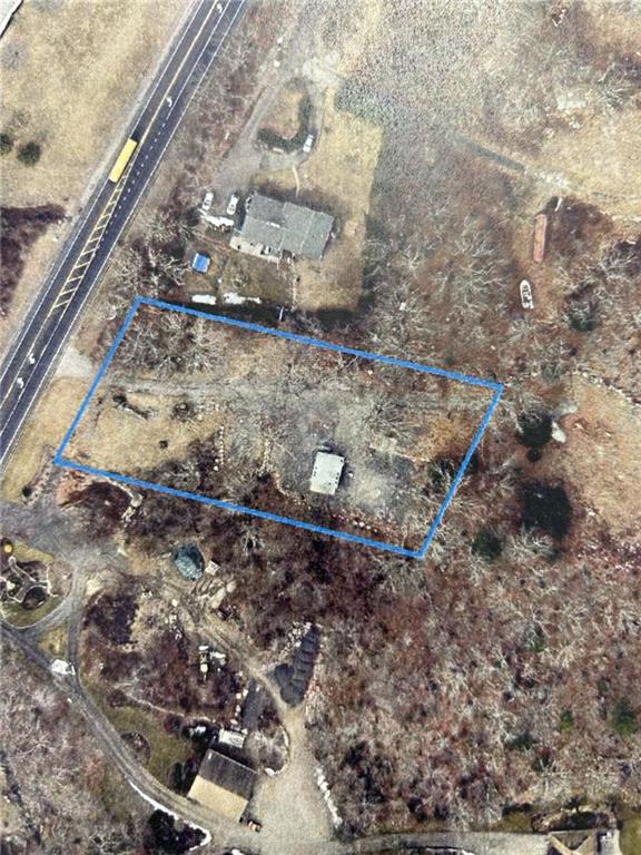 586 South County Trail Property Photo 1