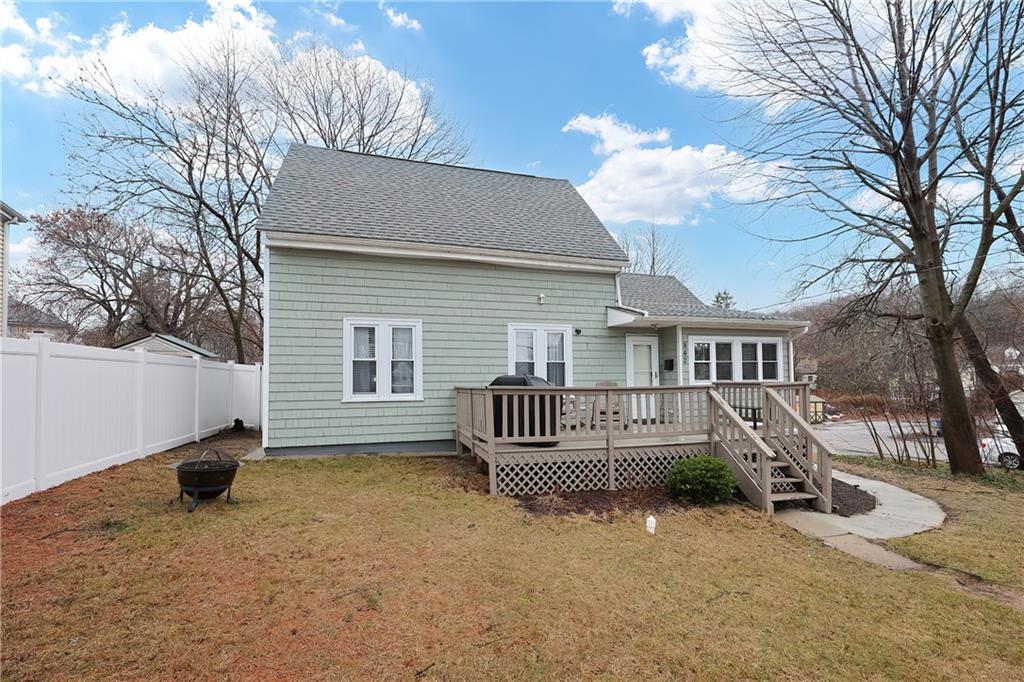 842 Weeden Street Property Photo 1