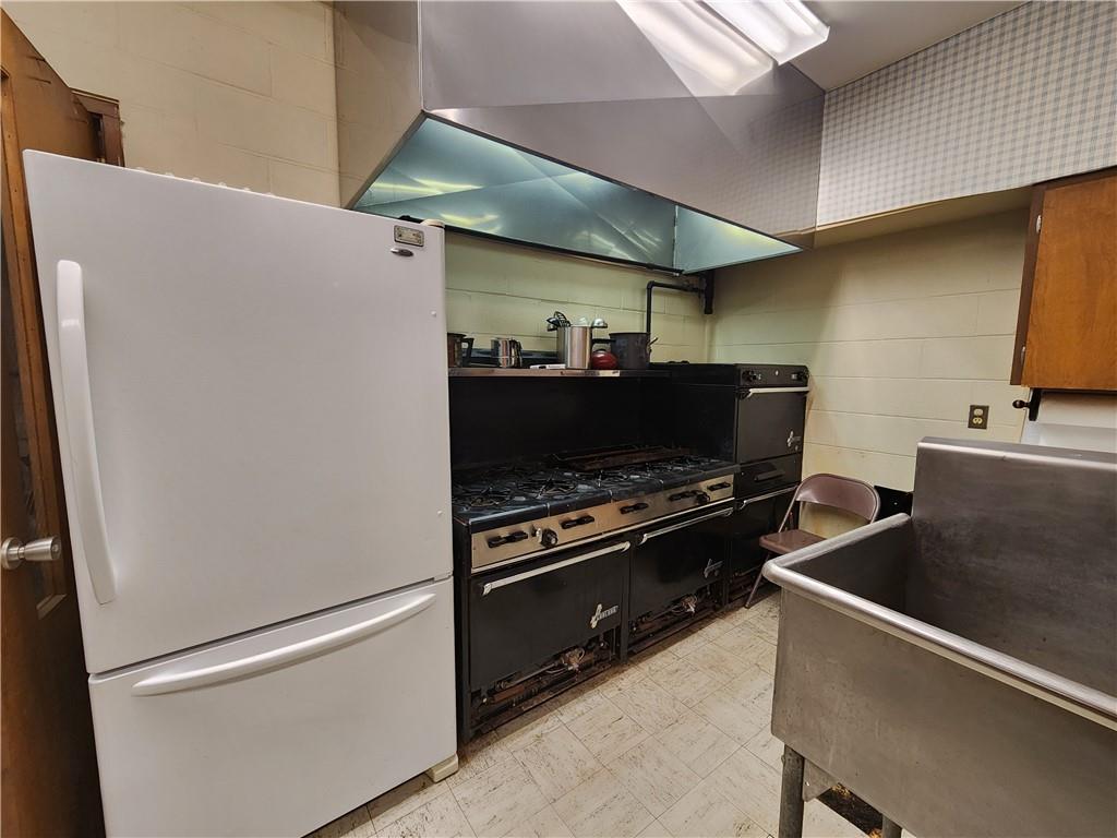 871 873 Harris Avenue Property Photo 16