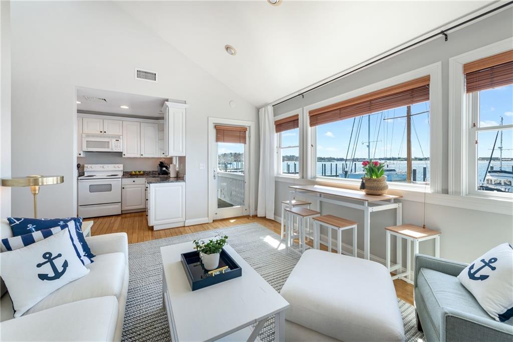 21 Brown And Howard Wharf
