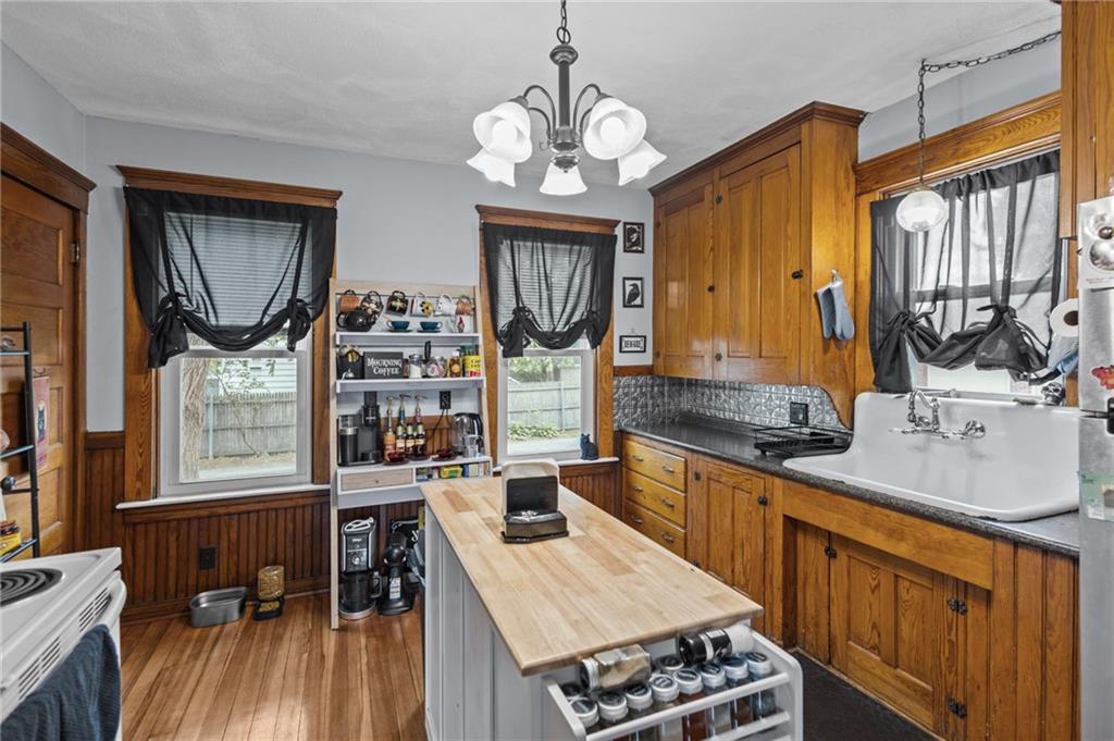 61 Grace Street Property Photo 10