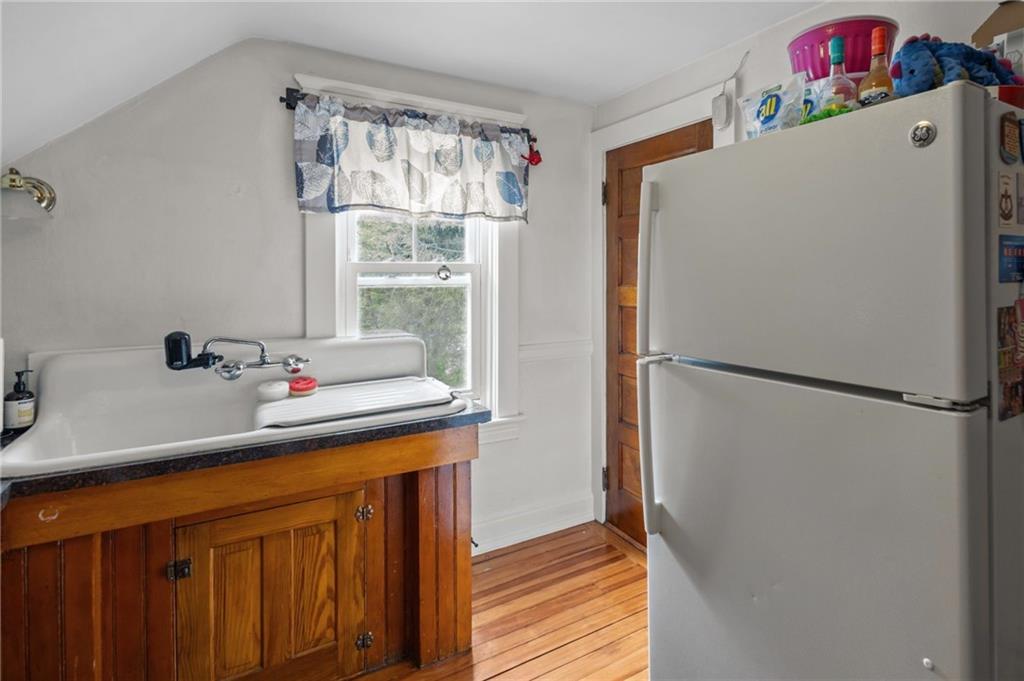 61 Grace Street Property Photo 38