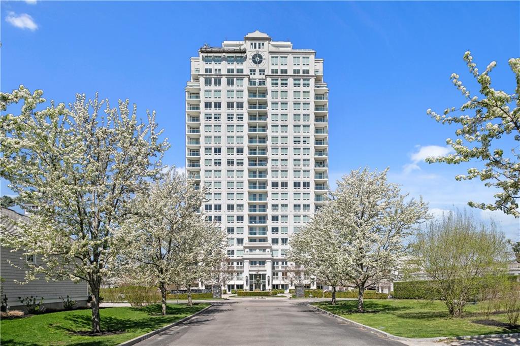 1 Tower Drive Unit 1502 Property Photo 1