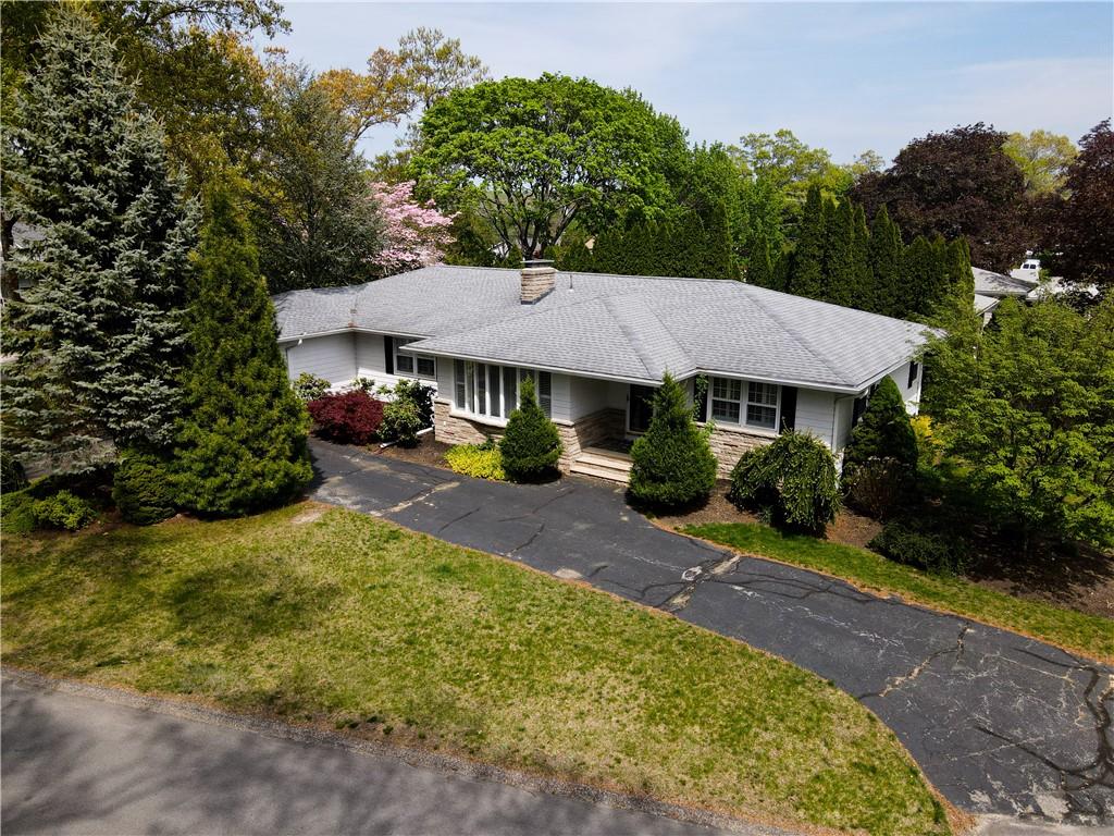 5 Colony Drive Property Photo 1