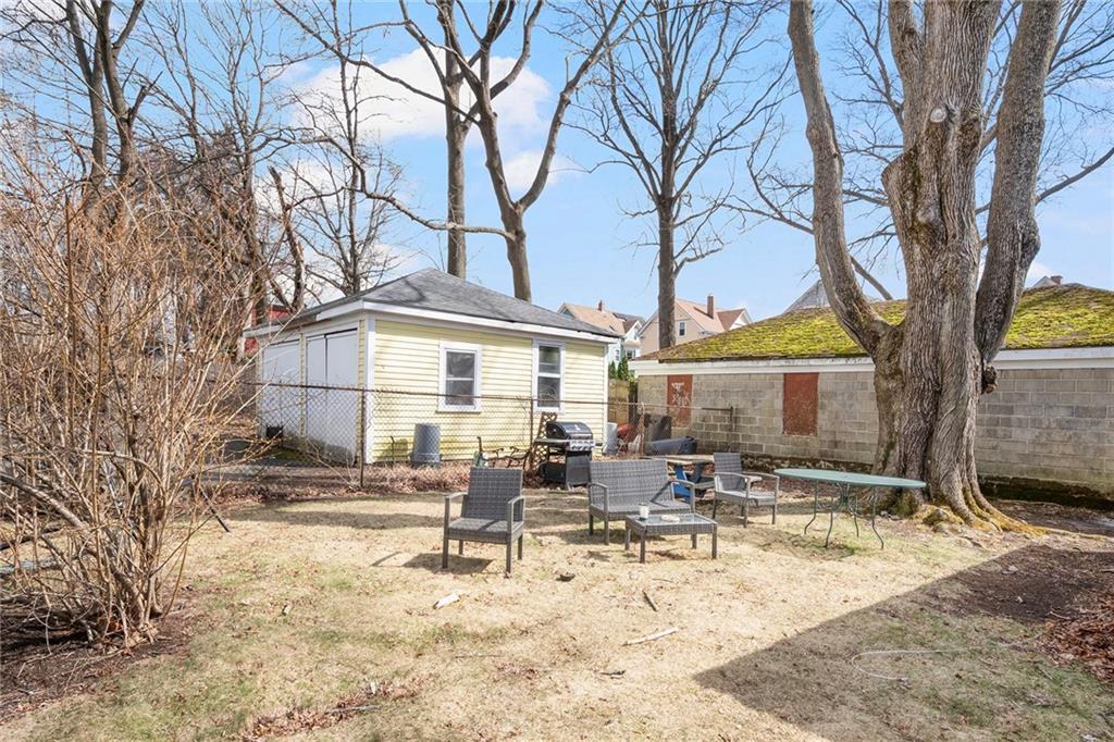 181 Pleasant Street Property Photo 4