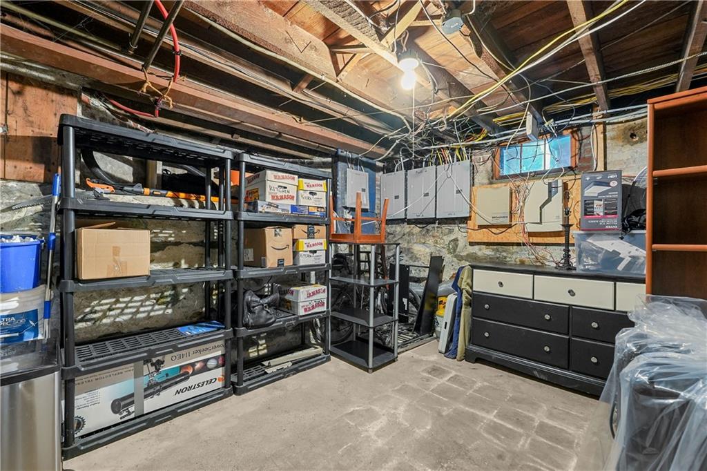 12 Tiffany Street Property Photo 31