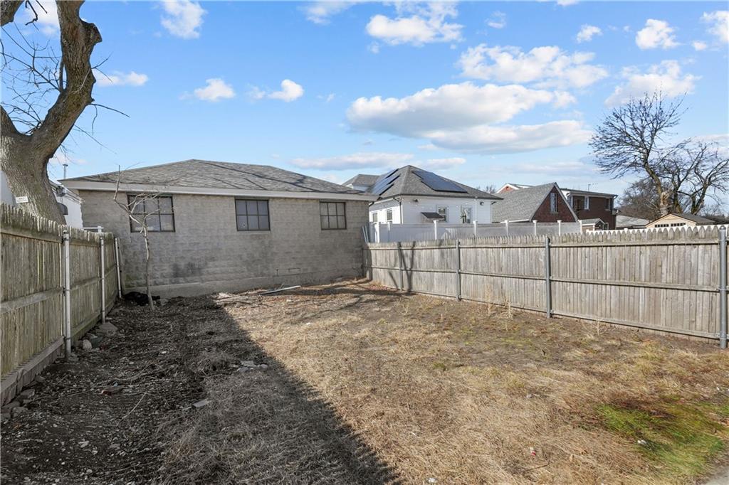 12 Tiffany Street Property Photo 33