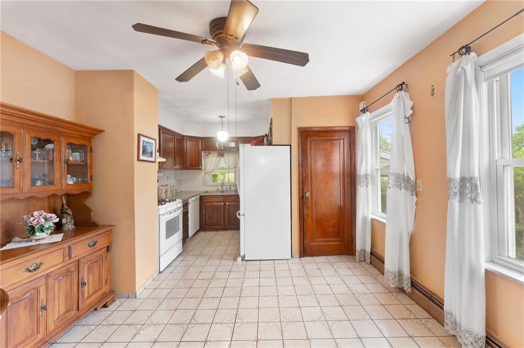7 Blossom Street Property Photo 7