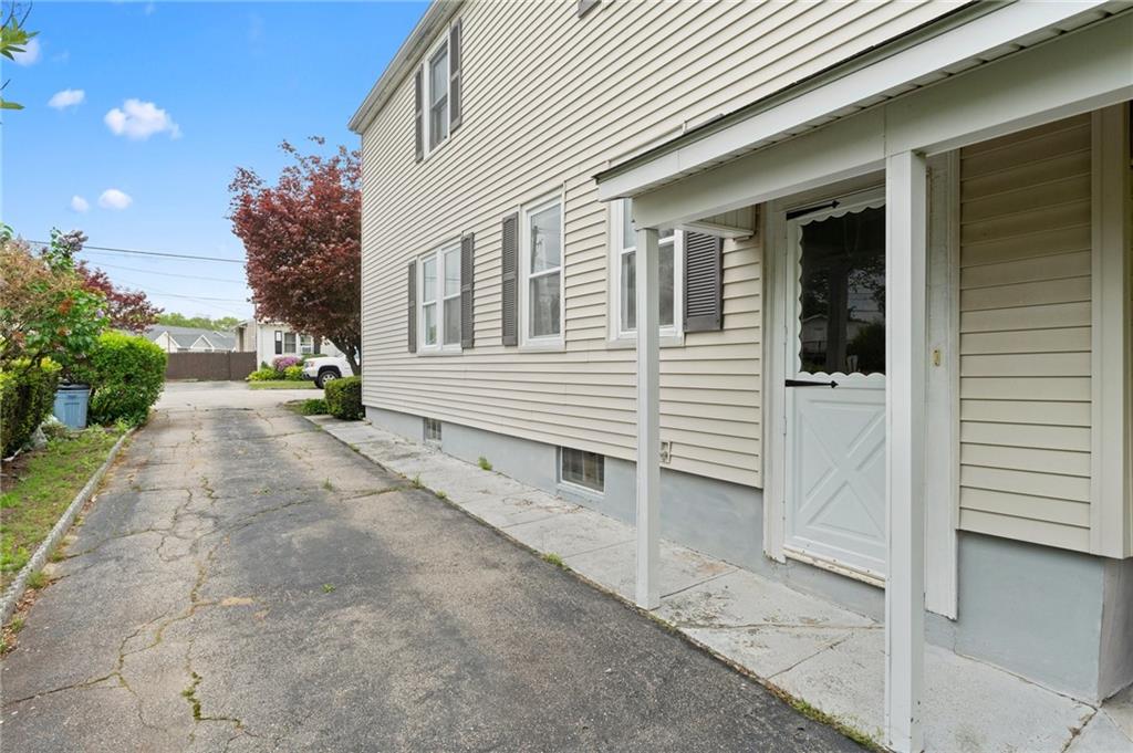 7 Blossom Street Property Photo 22